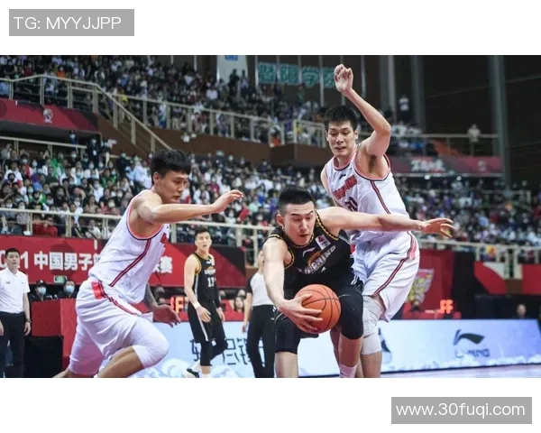 直播！辽宁VS新疆恐遭双杀，4大后卫猛攻短板，杨鸣无力招架